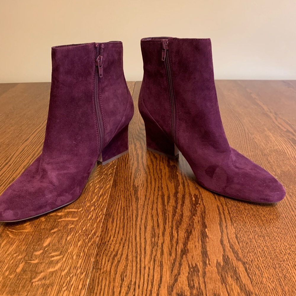 Enzo Angiolini Violet Suede Booties Size 8 1/2